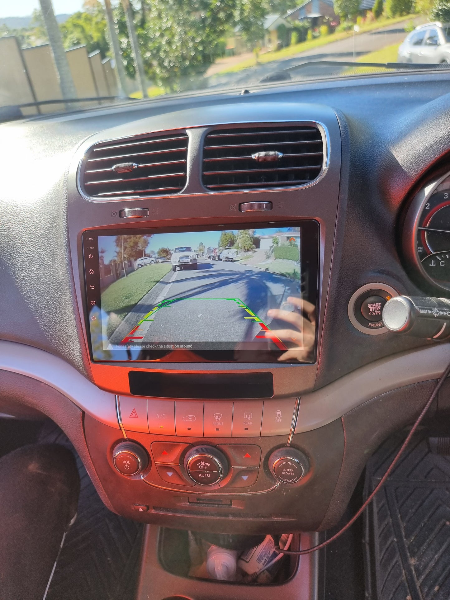 Fiat Freemont 2012-2015 Wireless Apple CarPlay Upgrade Kit