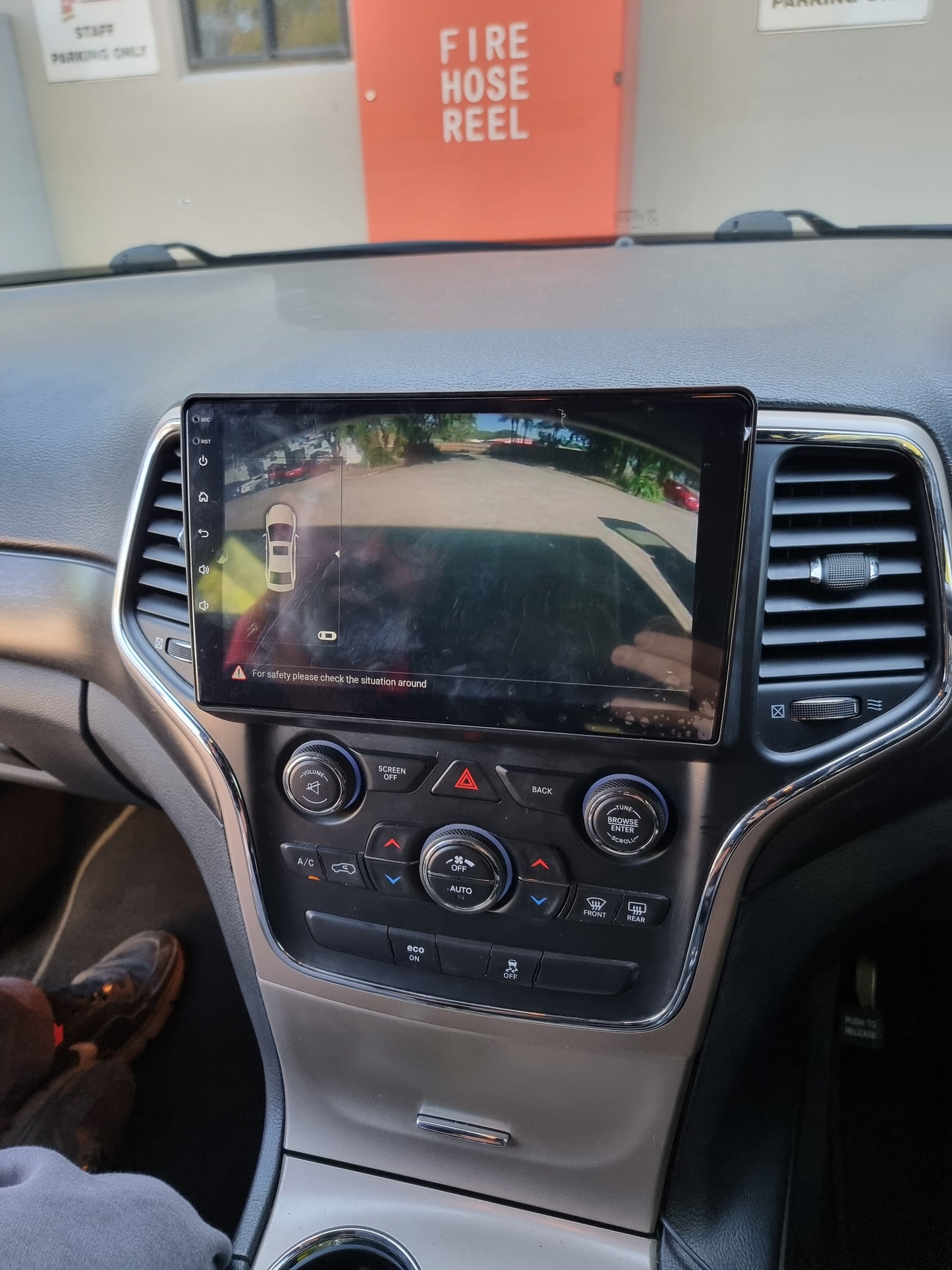 Jeep Grand Cherokee 2008-2020 Wireless Apple CarPlay Upgrade Kit