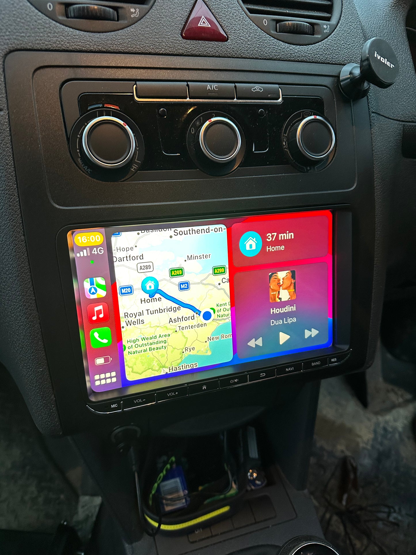 VOLKSWAGEN VW TOURAN 2004-2015 - Full Touchscreen Upgrade Kit - Wireless Apple CarPlay / Wireless Android Auto