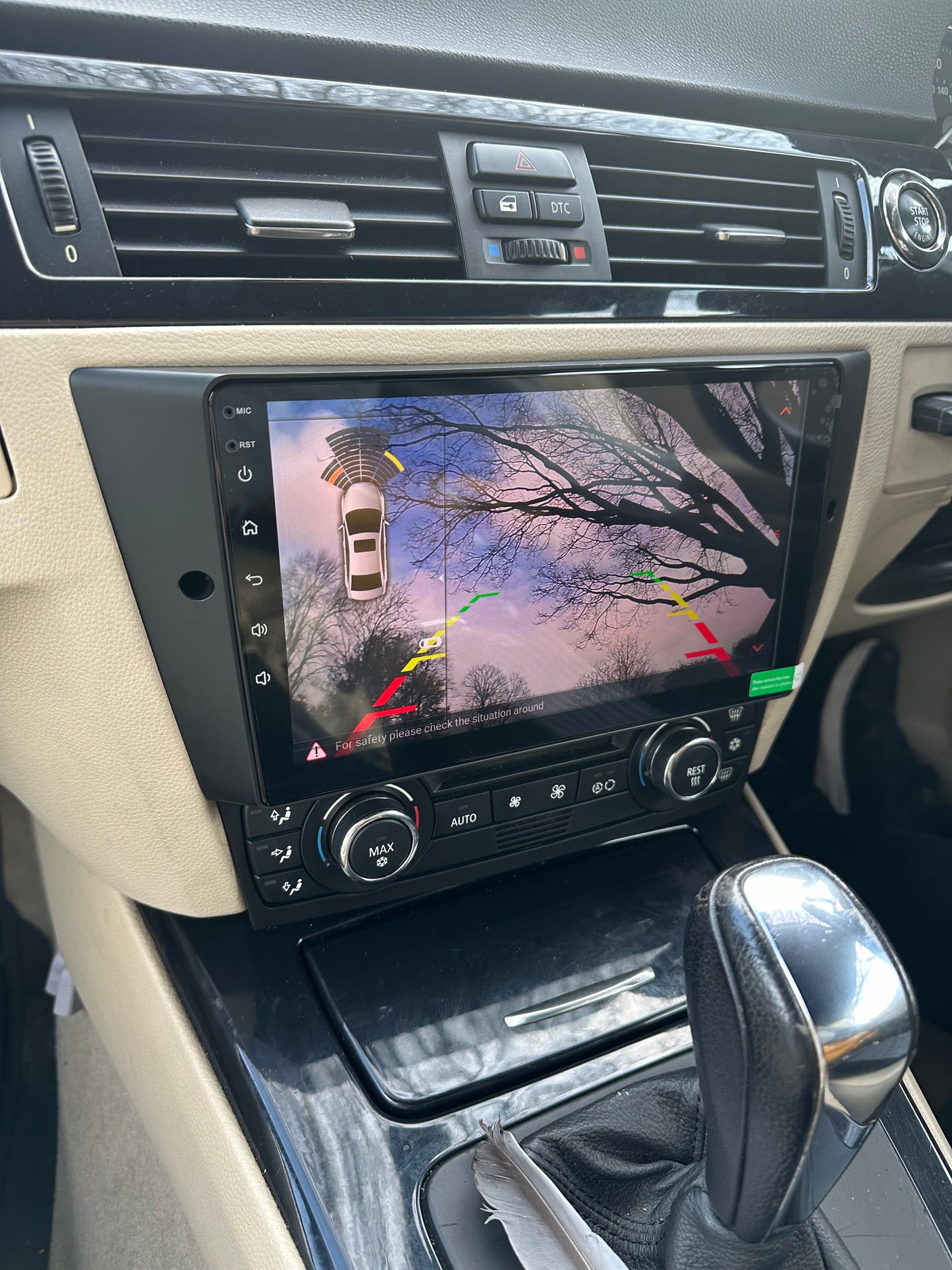 https://carscreencity.com/products/bmw-3-series-2005-2009-e90-premium-head-unit-upgrade-kit-radio-infotainment-system-with-wired-wireless-apple-carplay-and-android-auto-compatibility?_pos=6&_psq=bmw&_ss=e&_v=1.0