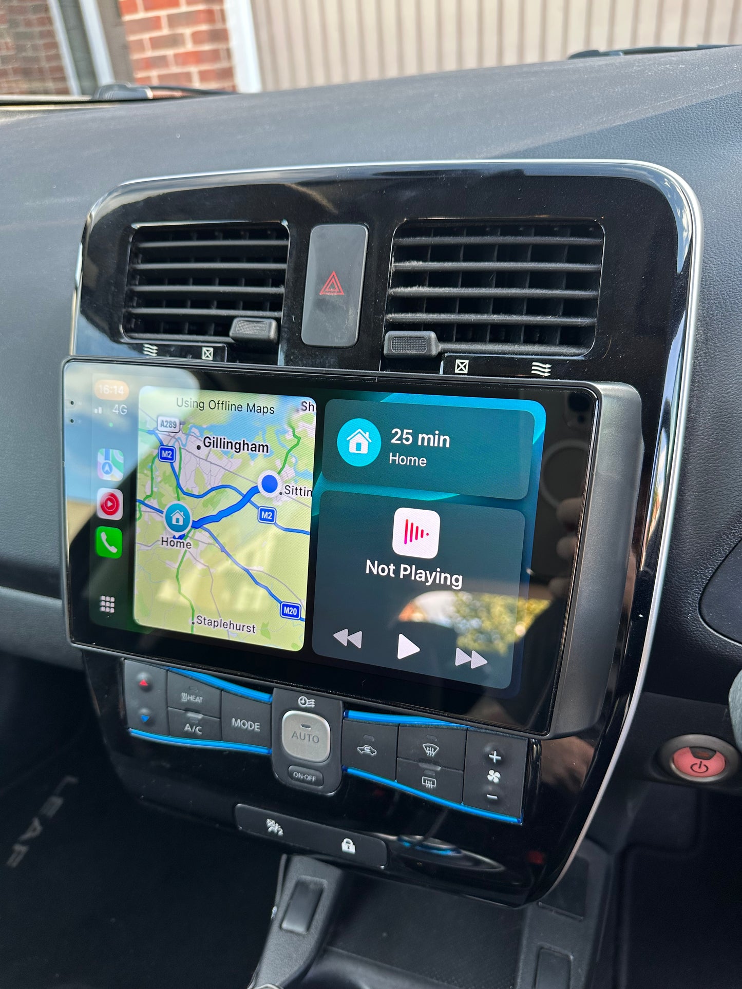 Nissan Leaf 2009-2017 Wireless Apple CarPlay Upgrade Kit