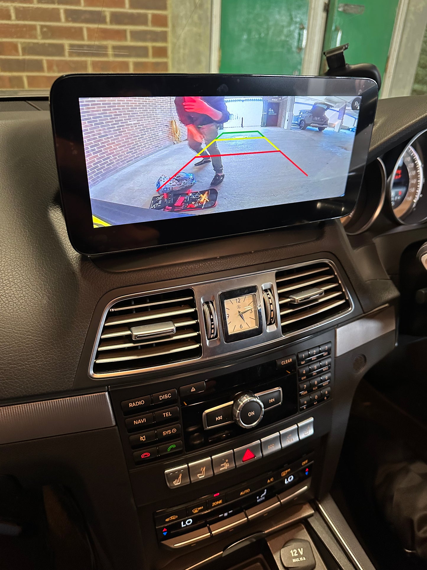 Mercedes E Class 2009-2017 W212/W207/C207 Wireless Apple CarPlay Touchscreen Kit