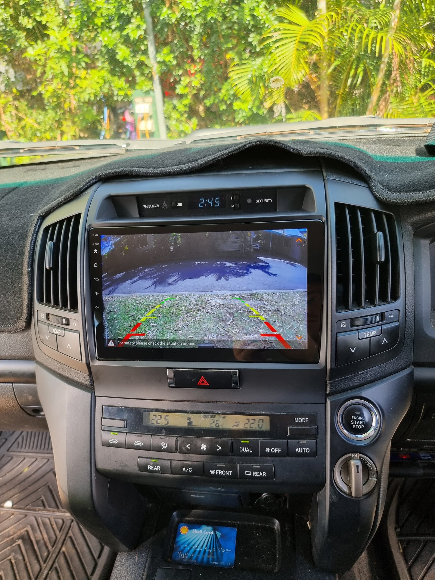 Toyota Land Cruiser 2007-2015 Wireless Apple CarPlay Upgrade Kit