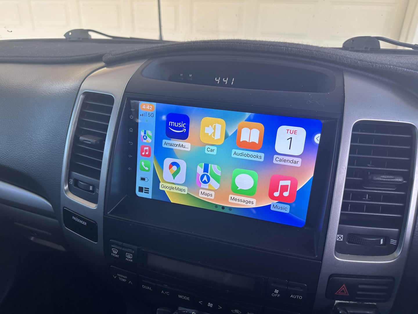 Toyota Land Cruiser/Prado 120 Series 2003-2009 Wireless Apple CarPlay Upgrade Kit