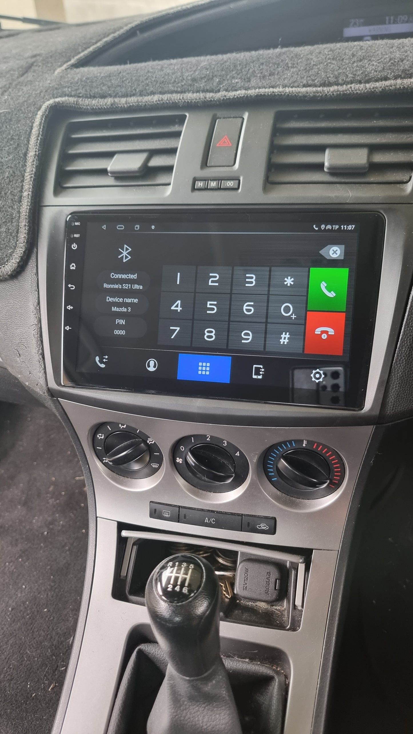 MAZDA 3 2010-2013 - PREMIUM HEAD UNIT UPGRADE KIT: RADIO INFOTAINMENT SYSTEM WITH WIRED & WIRELESS APPLE CARPLAY AND ANDROID AUTO COMPATIBILITY