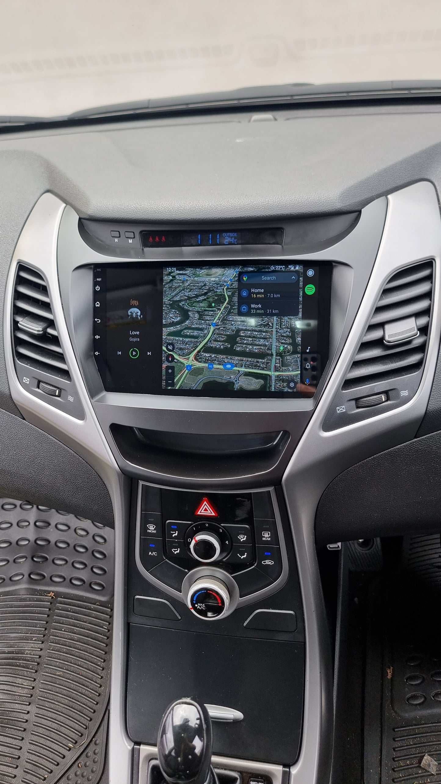 https://carscreencity.com/products/hyundai-elantra-2011-2016-premium-head-unit-upgrade-kit-radio-infotainment-system-with-wired-wireless-apple-carplay-and-android-auto-compatibility?_pos=1&_sid=30aca7a63&_ss=r