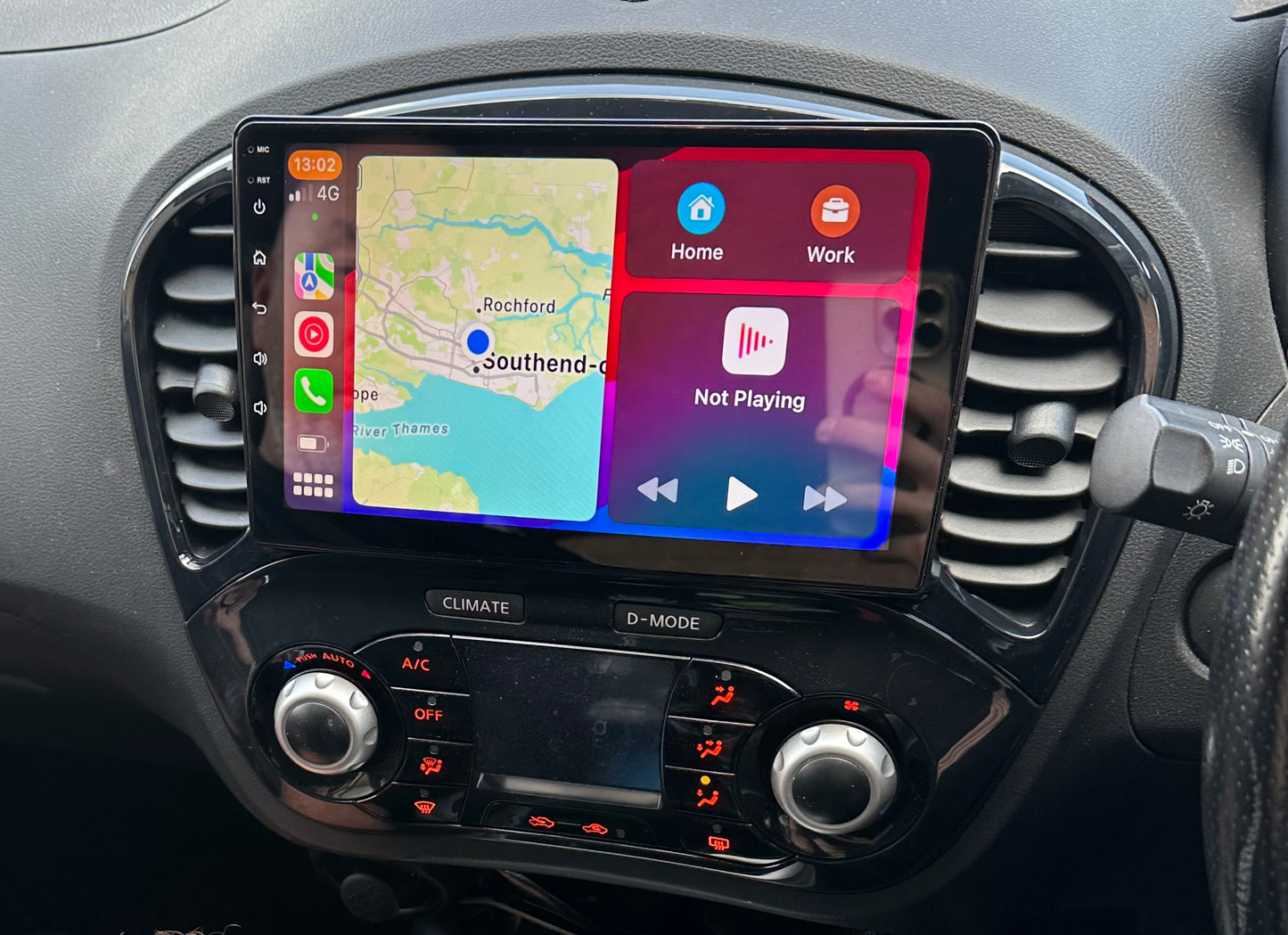 Apple CarPlay satnav screen for Nissan Juke