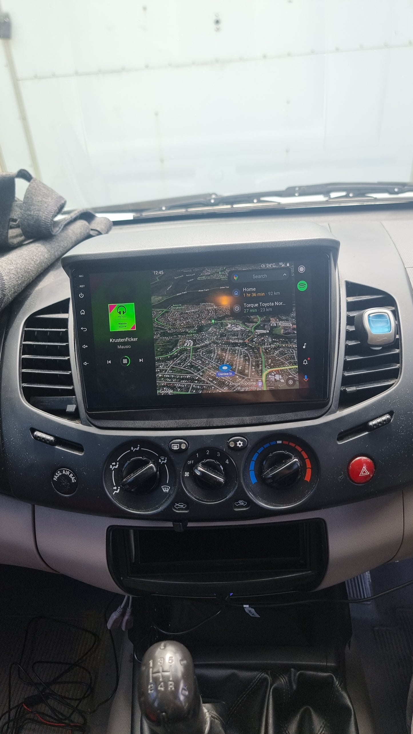 MITSUBISHI L200 / TRITON (2007-2016) - Full Touchscreen Upgrade Kit - Wireless Apple CarPlay / Wireless Android Auto