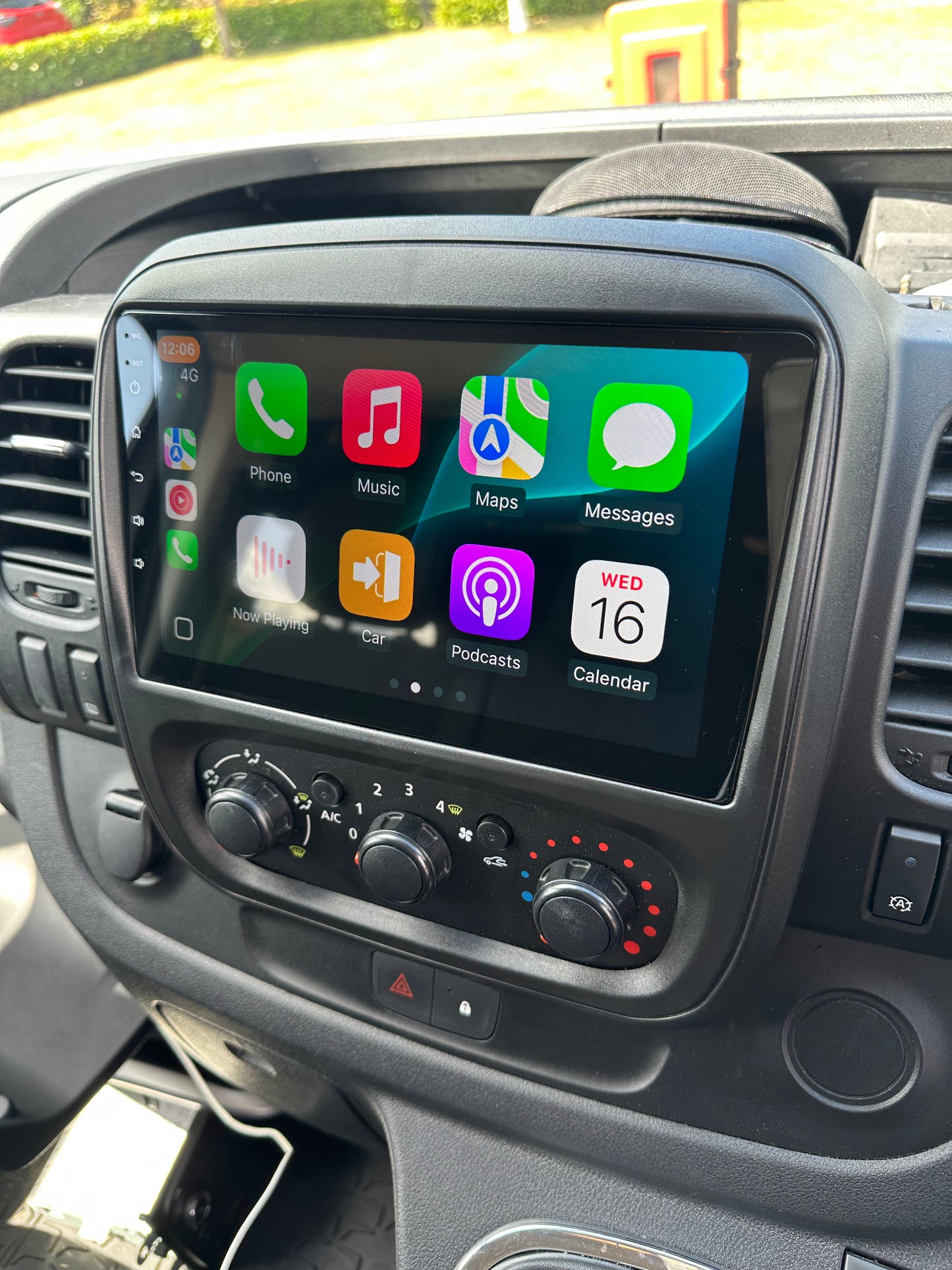 Vauxhall Vivaro 2014-2019 Wireless Apple CarPlay/Android Auto Upgrade Kit
