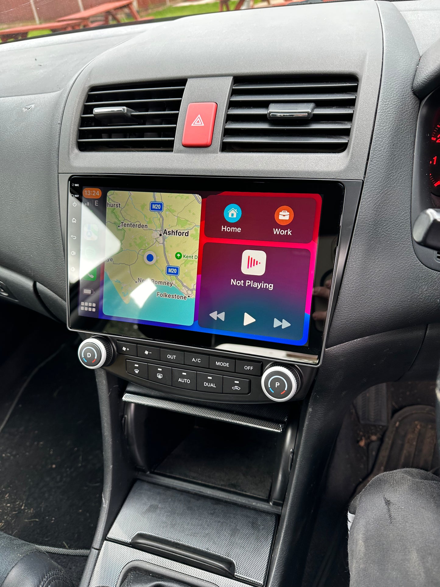 HONDA ACCORD 2003-2007 - PREMIUM HEAD UNIT UPGRADE KIT: RADIO INFOTAINMENT SYSTEM WITH WIRED & WIRELESS APPLE CARPLAY AND ANDROID AUTO COMPATIBILITY