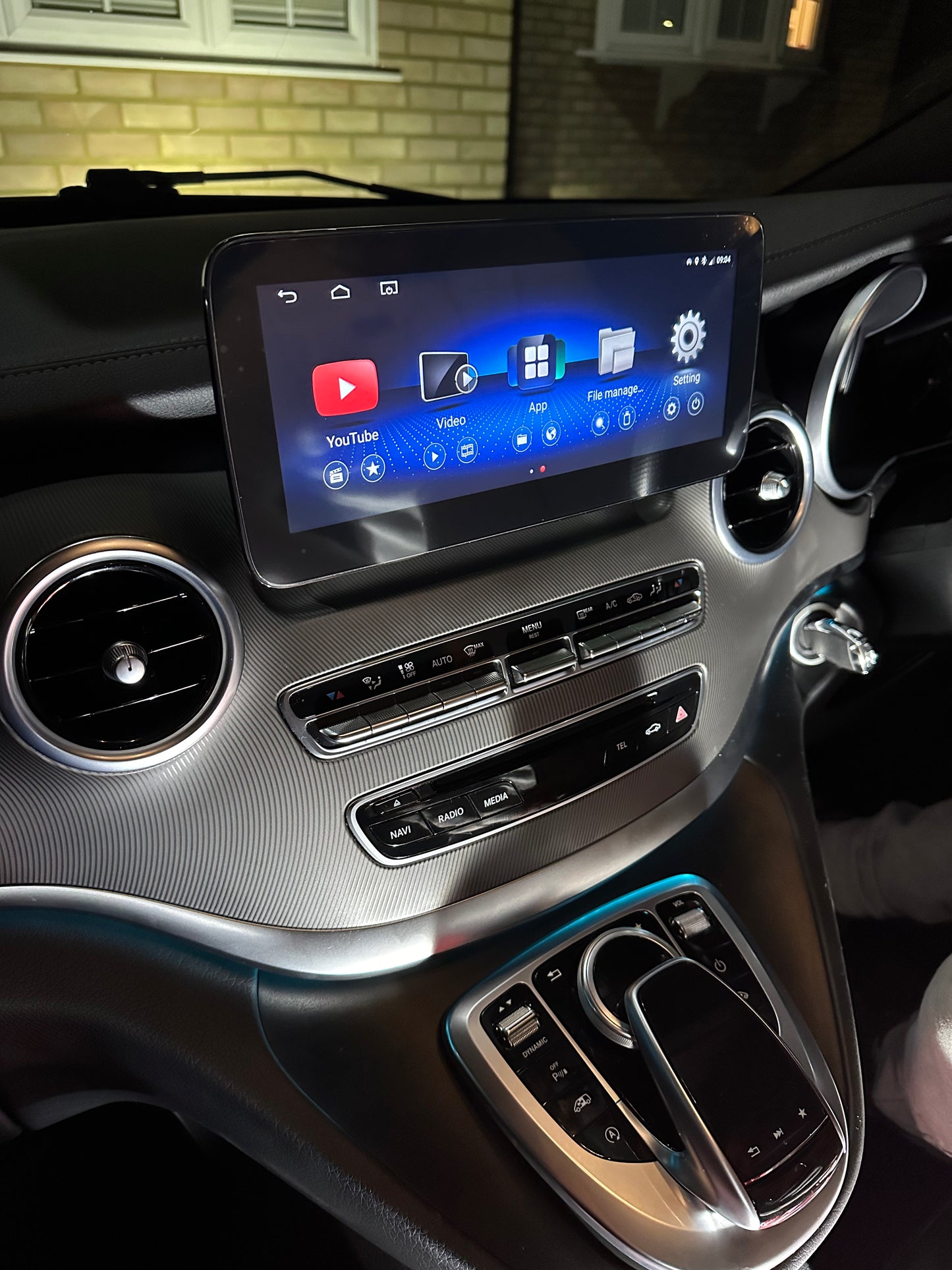 Mercedes V Class 2016-2023 Wireless Apple CarPlay/Android Auto Touchscreen Kit