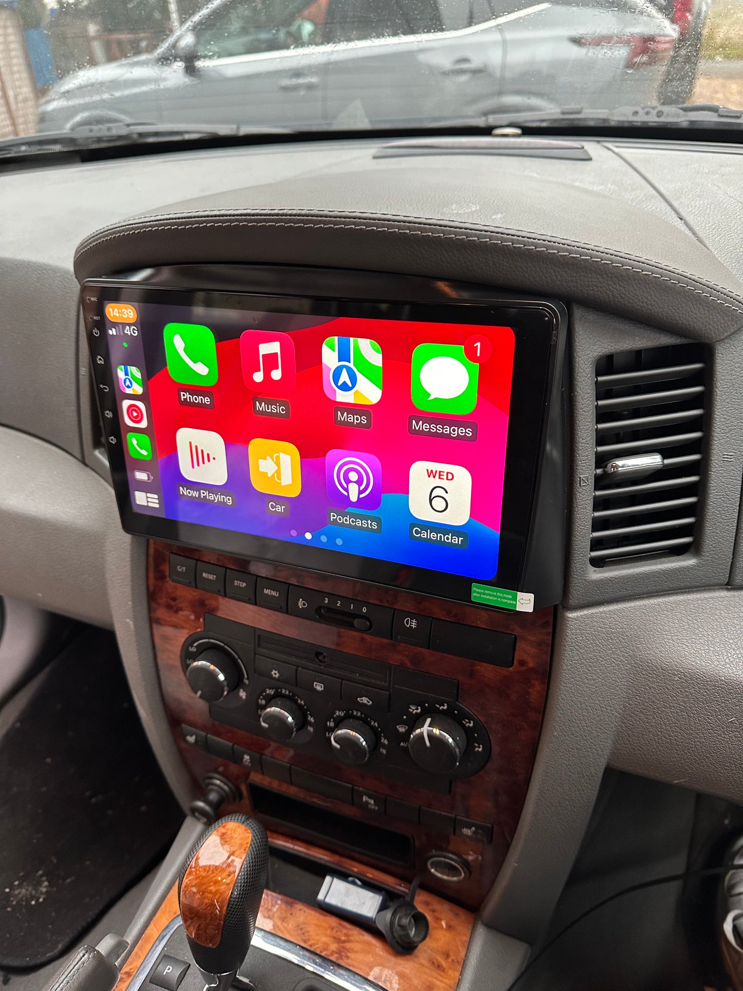 Jeep Grand Cherokee 2004-2007 Wireless Apple CarPlay/Android Auto Upgrade Kit