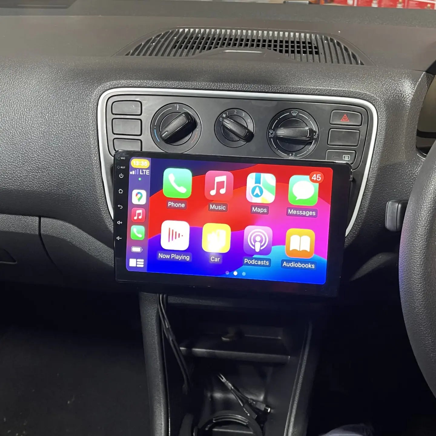 Skoda Citigo 2017-2021 Wireless Apple CarPlay Upgrade Kit