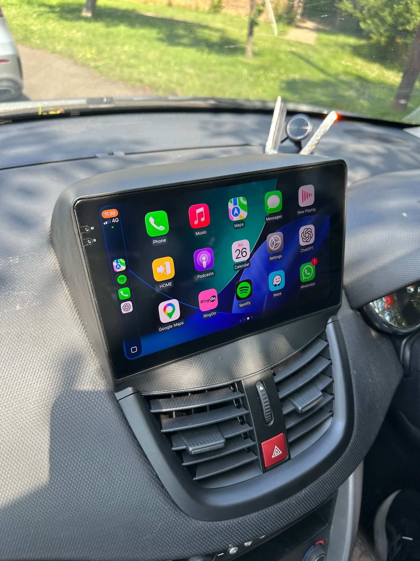 Peugeot 207 2006-2014 Wireless Apple CarPlay Upgrade Kit