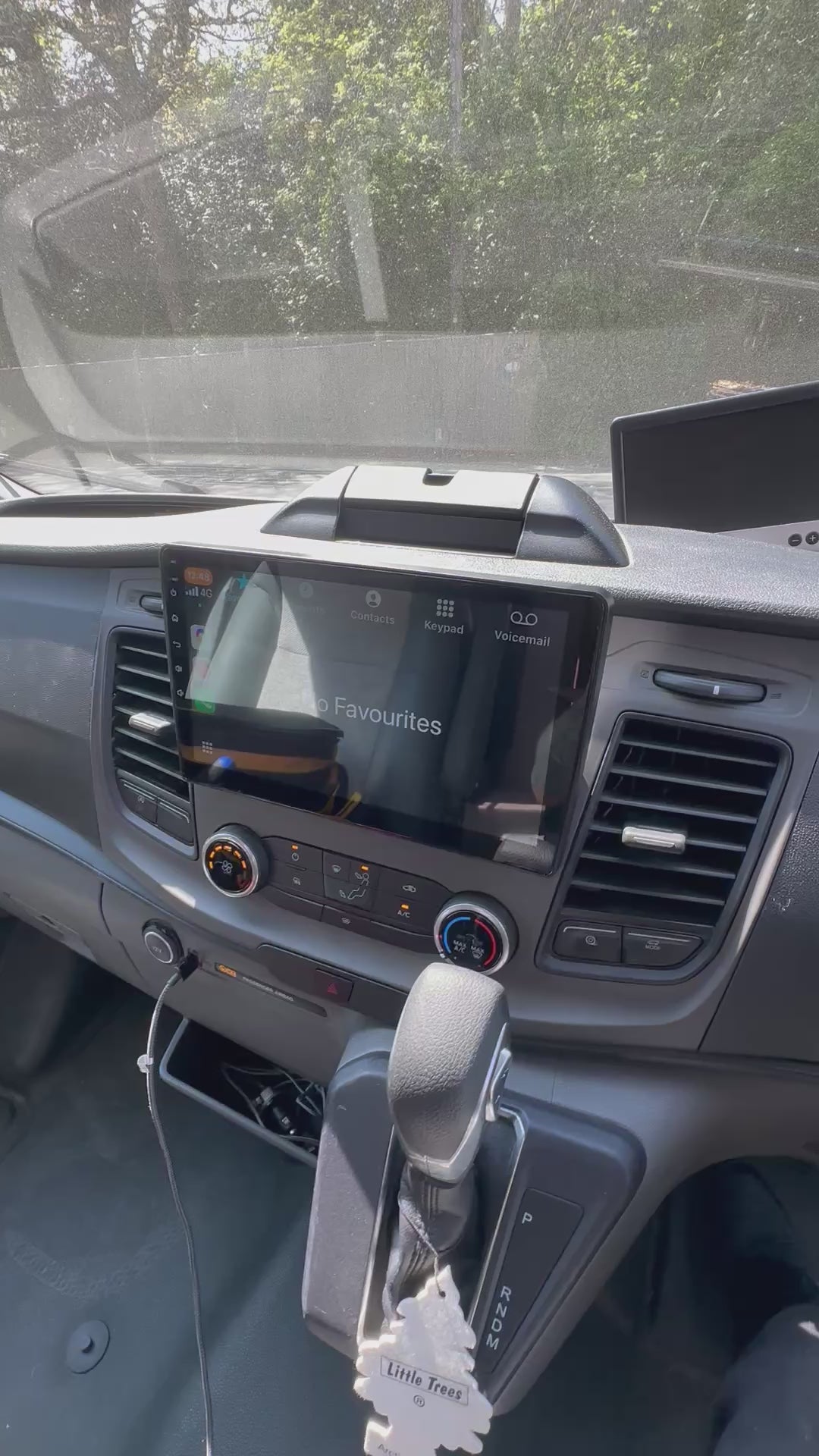 Wireless Carplay navigation system, dashboard installation