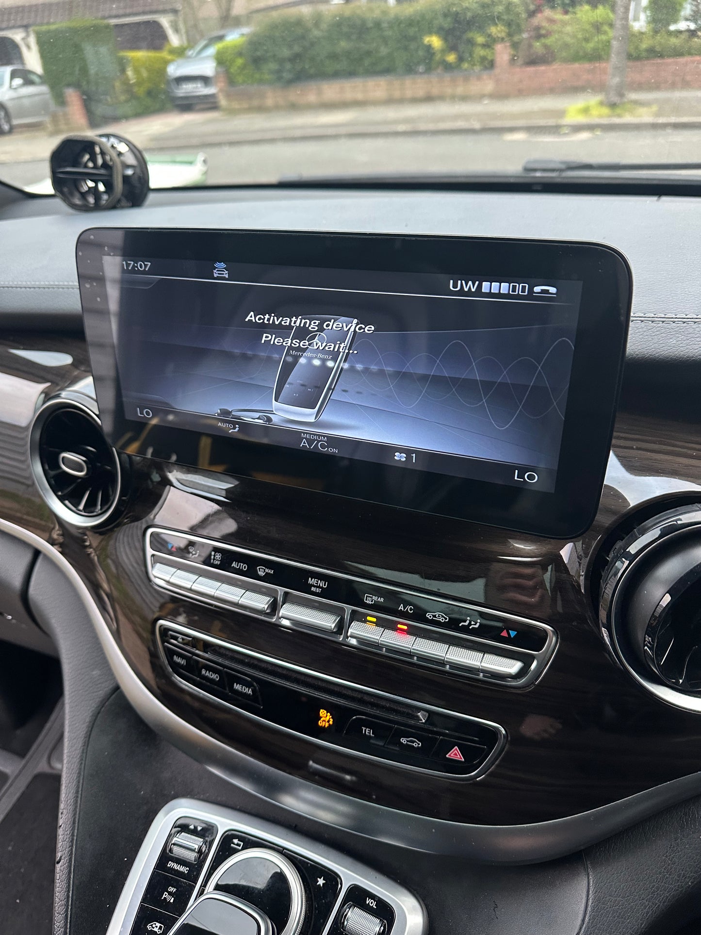 Mercedes V Class 2016-2023 Wireless Apple CarPlay Touchscreen Kit