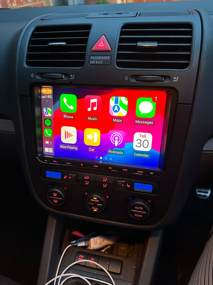 https://carscreencity.com/products/volkswagen-vw-golf-2004-2009-mk5-premium-head-unit-upgrade-kit-radio-infotainment-system-with-wired-wireless-apple-carplay-and-android-auto-compatibility?_pos=1&_sid=152144109&_ss=r