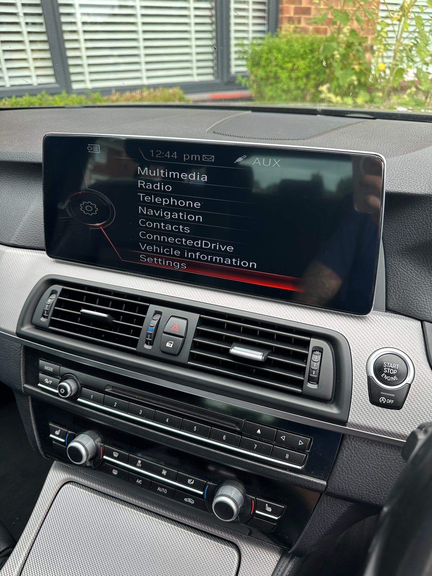 BMW 5 SERIES 2011-2017 F10/F11 Wireless Apple CarPlay/Android Auto Touchscreen