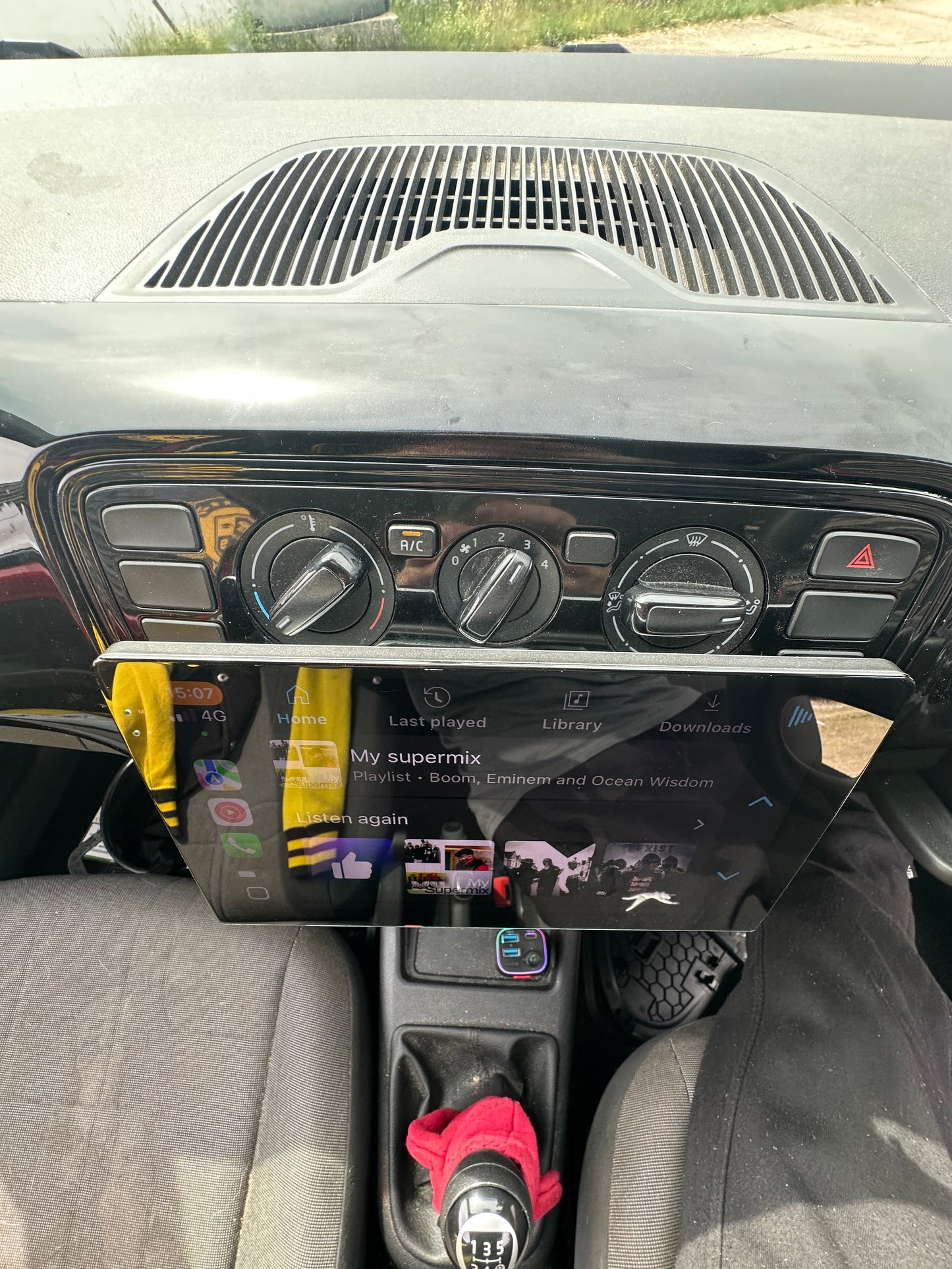 VW Up 2011-2016 Wireless Apple CarPlay Upgrade Kit