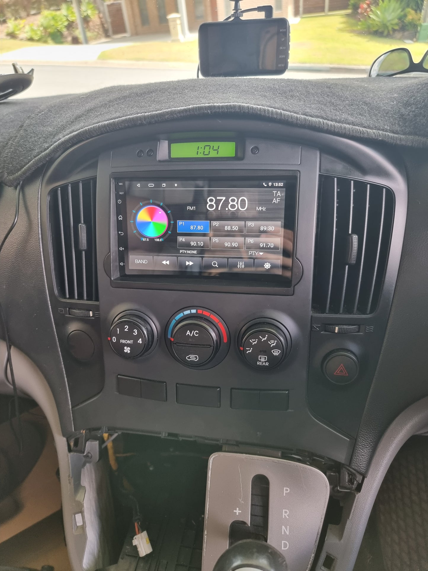 Hyundai i800 / iLoad 2008-2015 Wireless Apple CarPlay/Android Auto Upgrade Kit