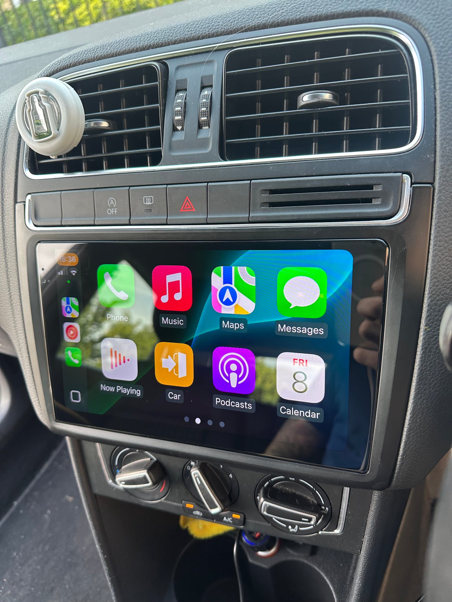 VW Polo 2009-2017 Wireless Apple CarPlay Upgrade Kit