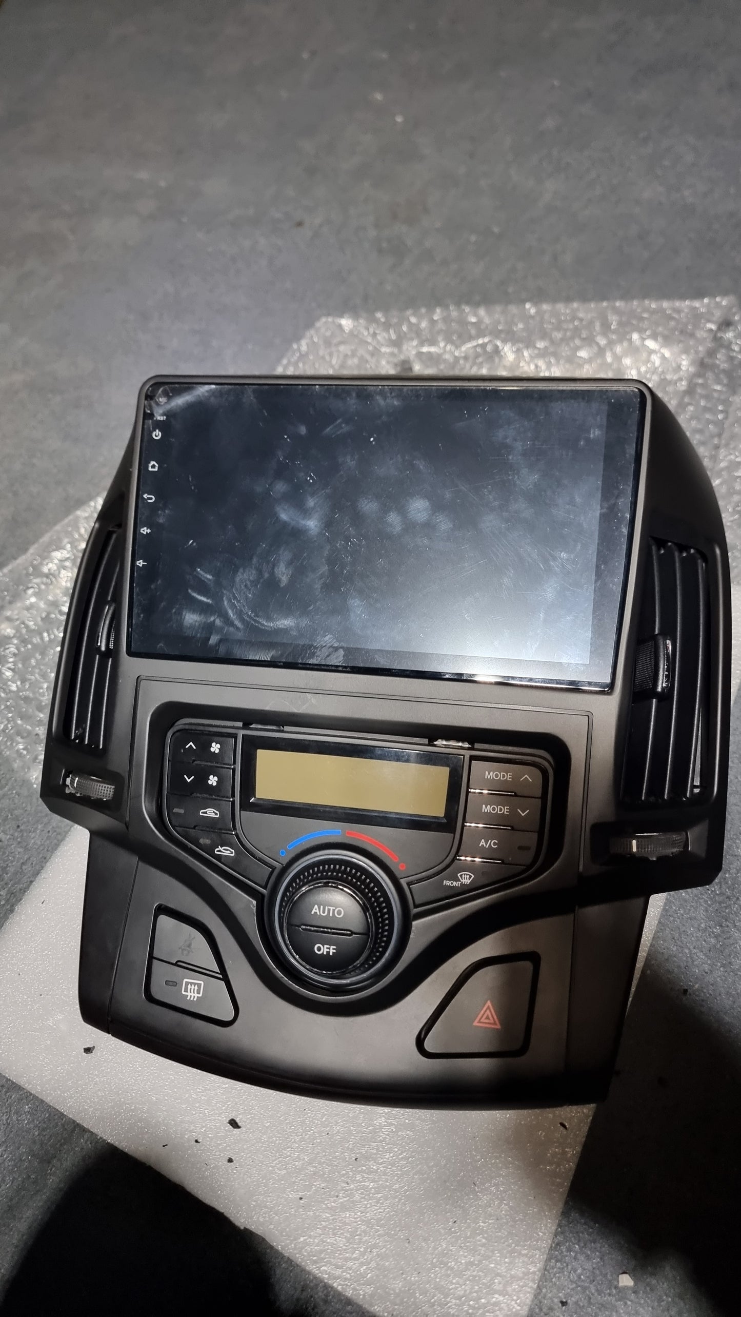 Hyundai i30 2007-2012 Wireless Apple CarPlay Upgrade Kit