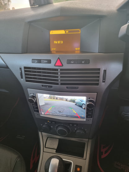 VAUXHALL ASTRA H/I 2004-2010 - PREMIUM HEAD UNIT UPGRADE KIT: RADIO INFOTAINMENT SYSTEM WITH WIRED & WIRELESS APPLE CARPLAY AND ANDROID AUTO COMPATIBILITY