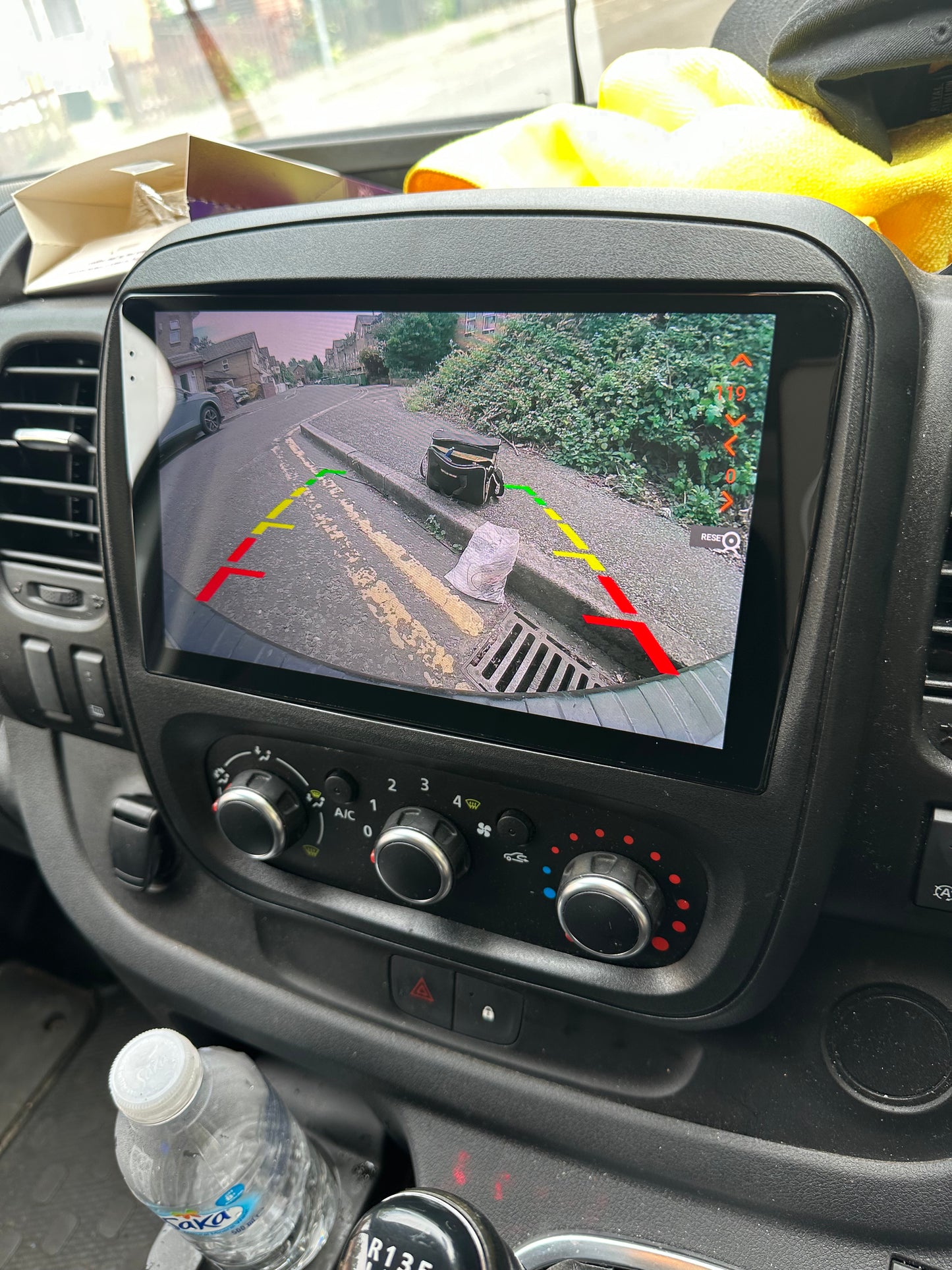 Renault Trafic 2014-2021 Wireless Apple CarPlay Upgrade Kit