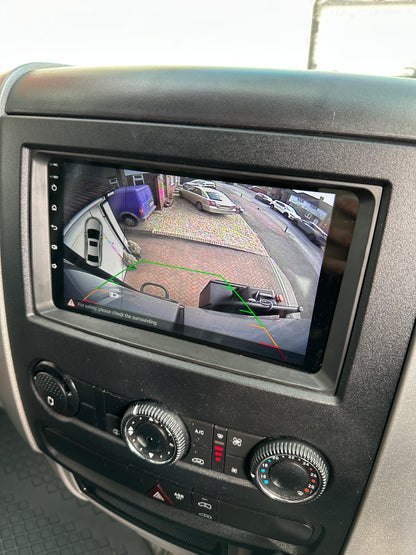Original reverse camera Mercedes sprinter on Android auto screen