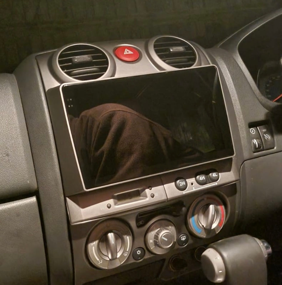 Isuzu Rodeo/Denver 2001-2012 Wireless Apple CarPlay Upgrade Kit