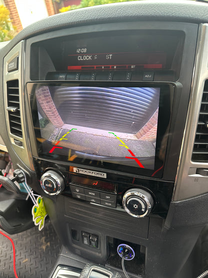 Mitsubishi Shogun 2007-2020 Wireless Apple CarPlay Upgrade Kit