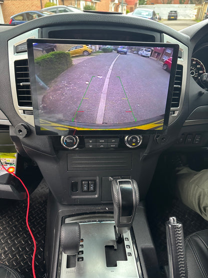 Mitsubishi Shogun 2007-2020 Wireless Apple CarPlay Upgrade Kit