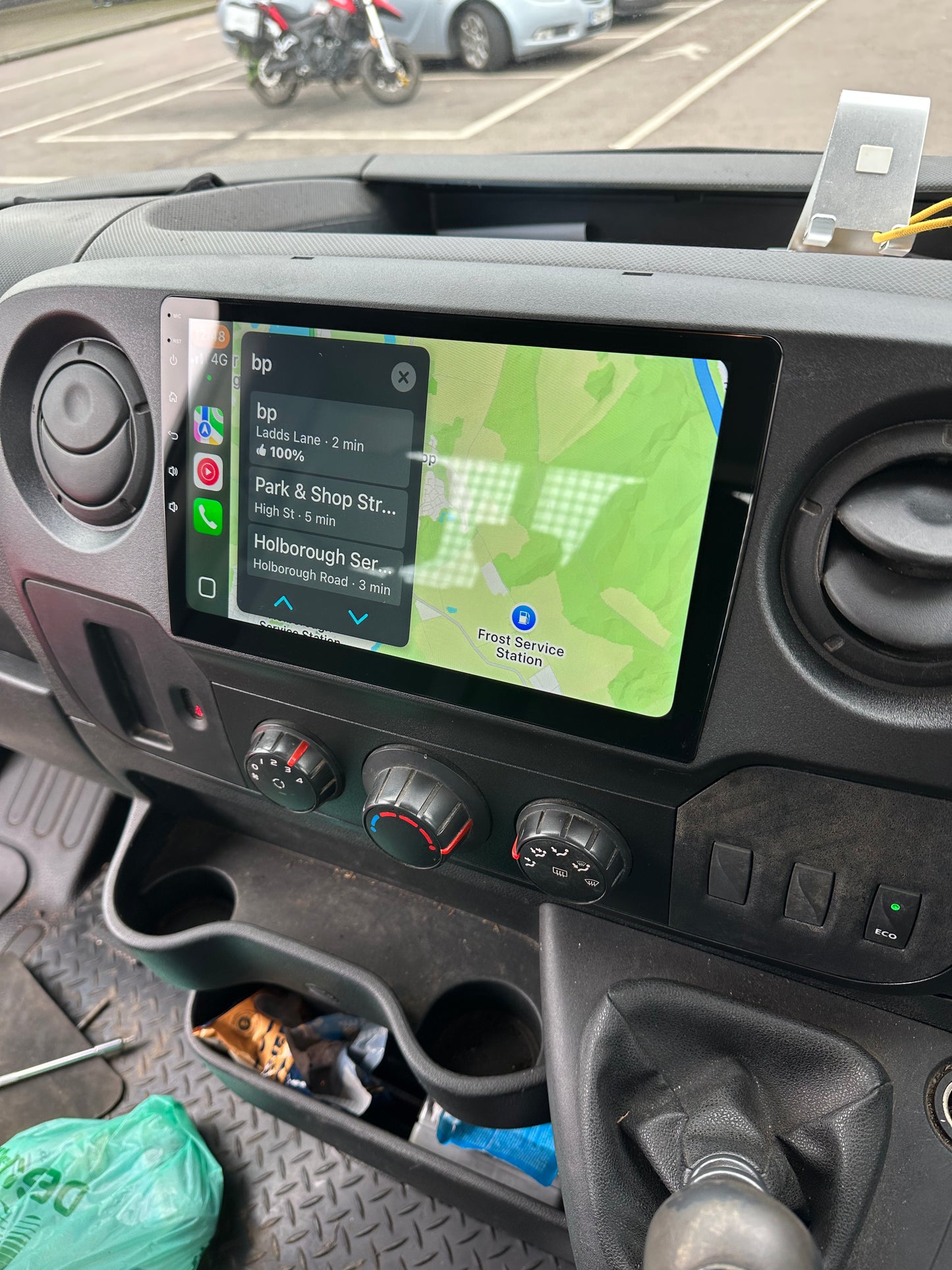 RENAULT MASTER (2010-2018) - Full Touchscreen Upgrade Kit - Wireless Apple CarPlay / Wireless Android Auto